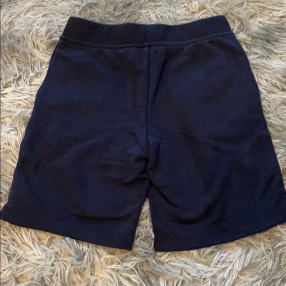 Shorts - Picture 4 of 5